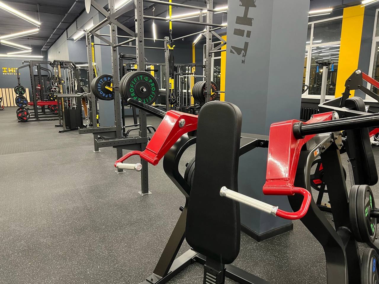 Фитнес-клуб "HIT FITNESS"